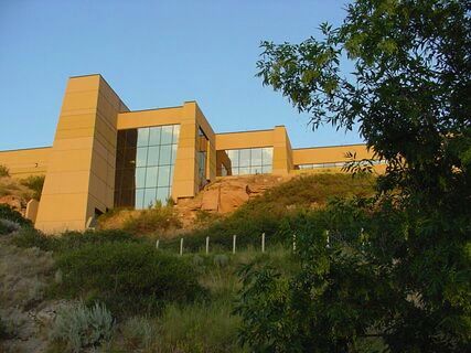 The Lewis & Clark Interpretive Center: Pioneers in Education and Tourism